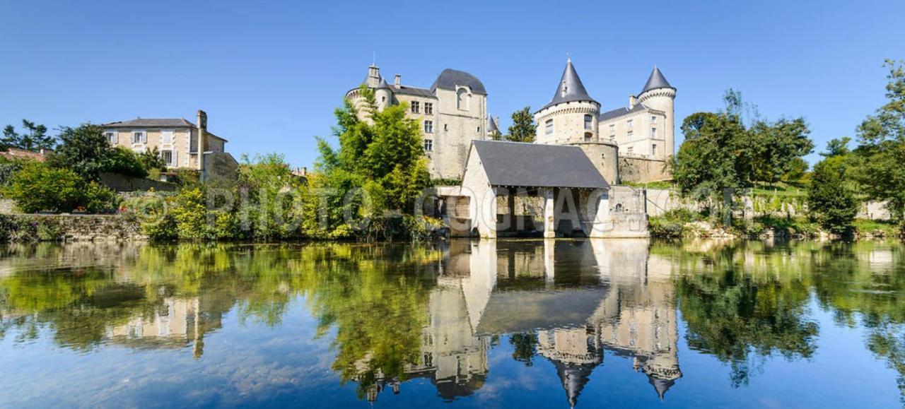 La Tuilerie Acomodação com café da manhã Verteuil-sur-Charente Exterior foto