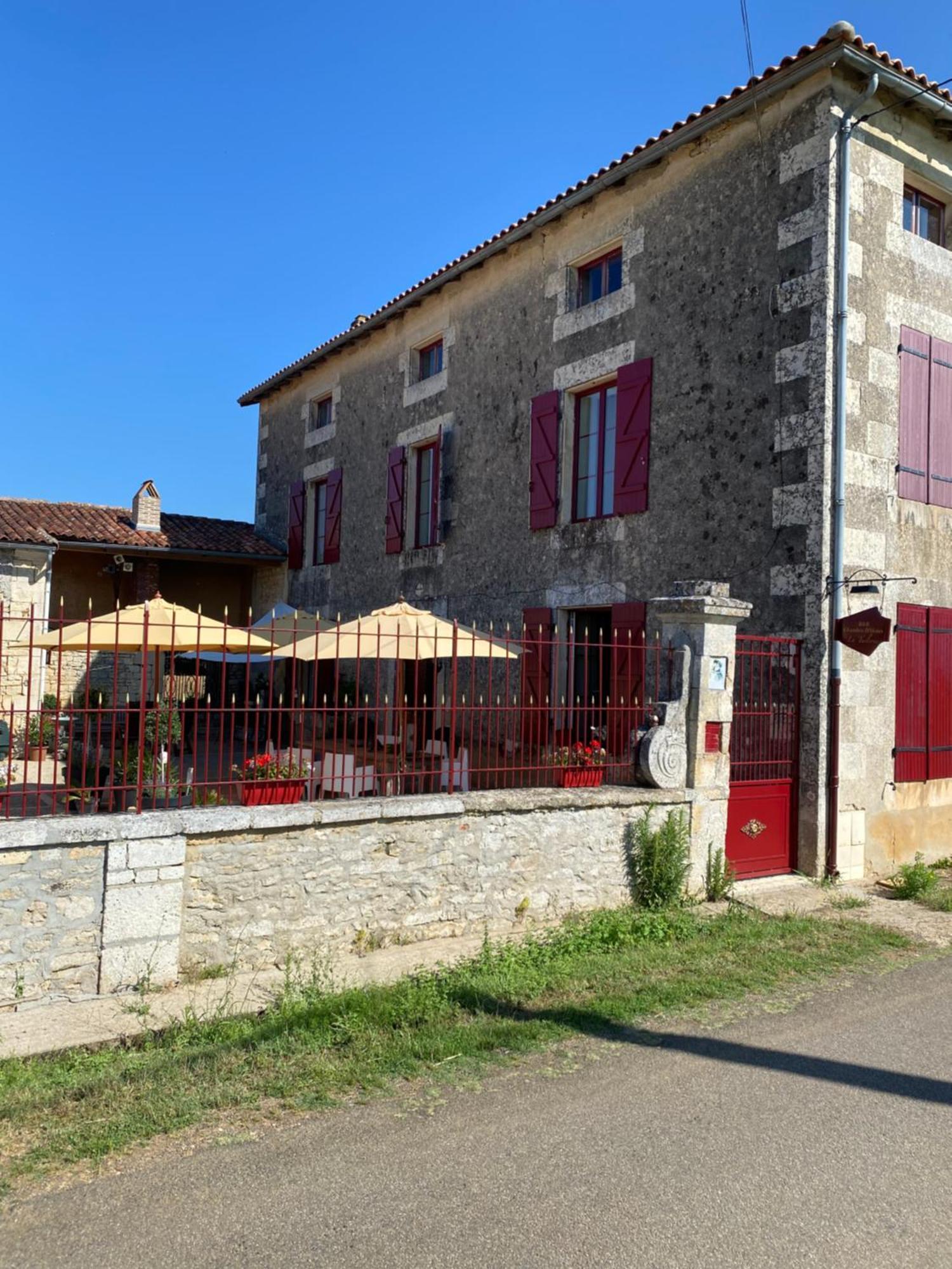 La Tuilerie Acomodação com café da manhã Verteuil-sur-Charente Exterior foto